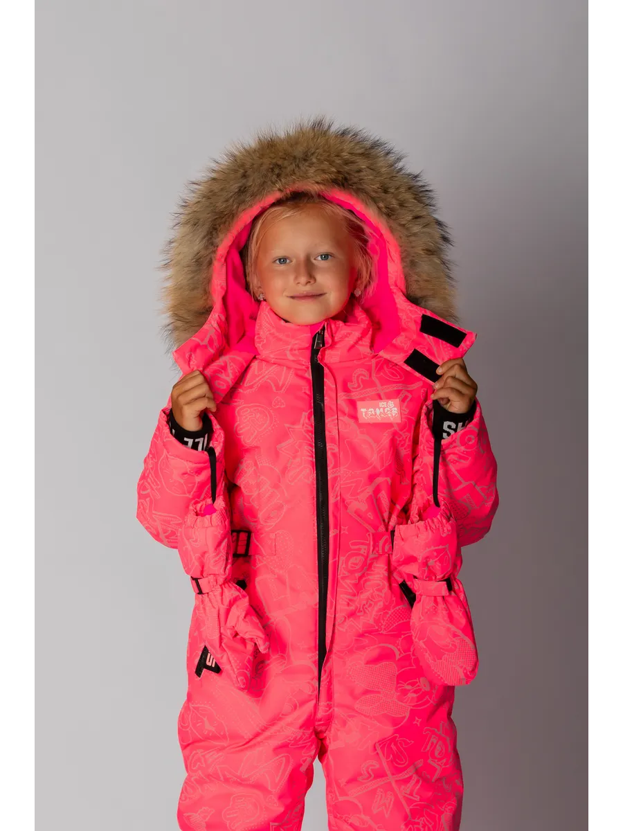 Зимний слитный комбинезон мембрана с натуральной опушкой