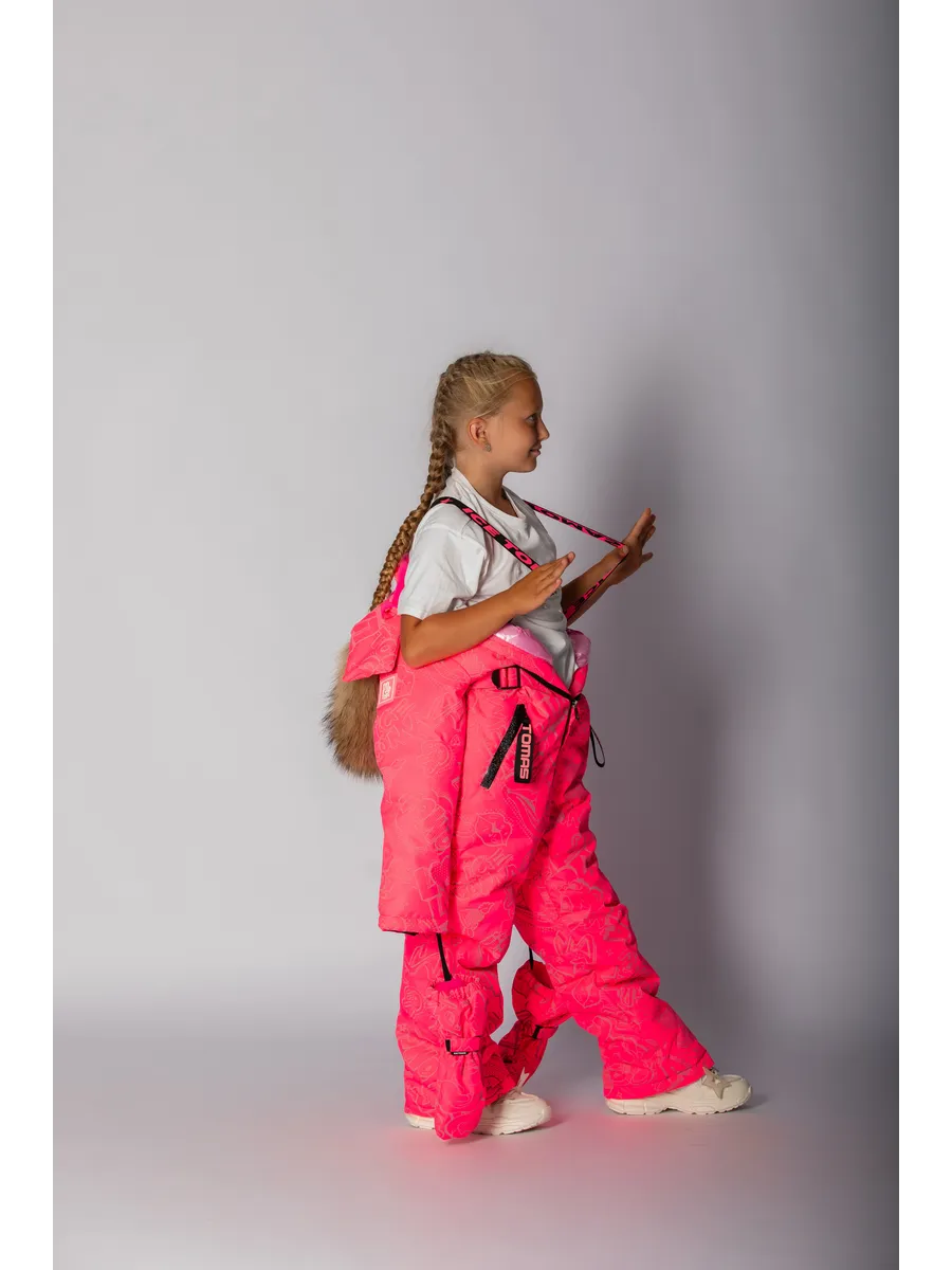 Зимний слитный комбинезон мембрана с натуральной опушкой