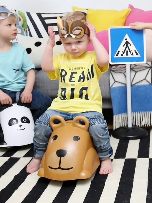 VIKING TOYS Каталка пушкар детская Медведь с подарком, коричневый, фото 3