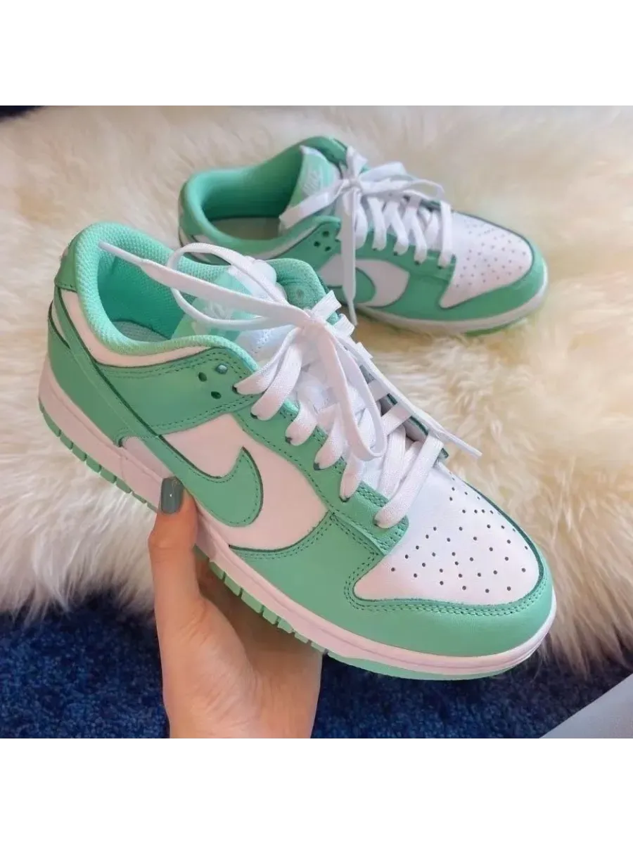 Кроссовки Nike