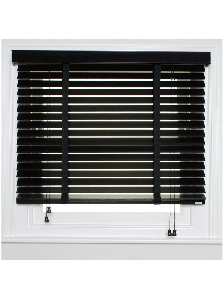 Деревянные жалюзи – элегантный и практичный способ оформления окон