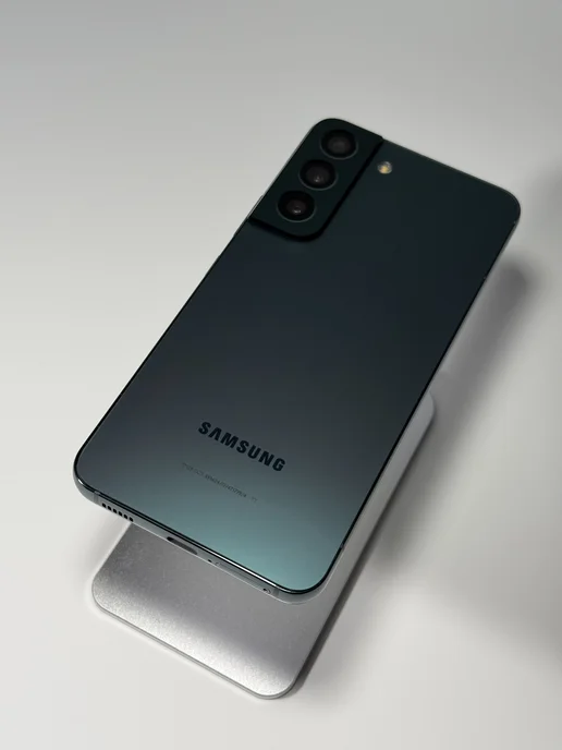 Смартфон Samsung S22 22/256 ГБ, зеленый, фото 3
