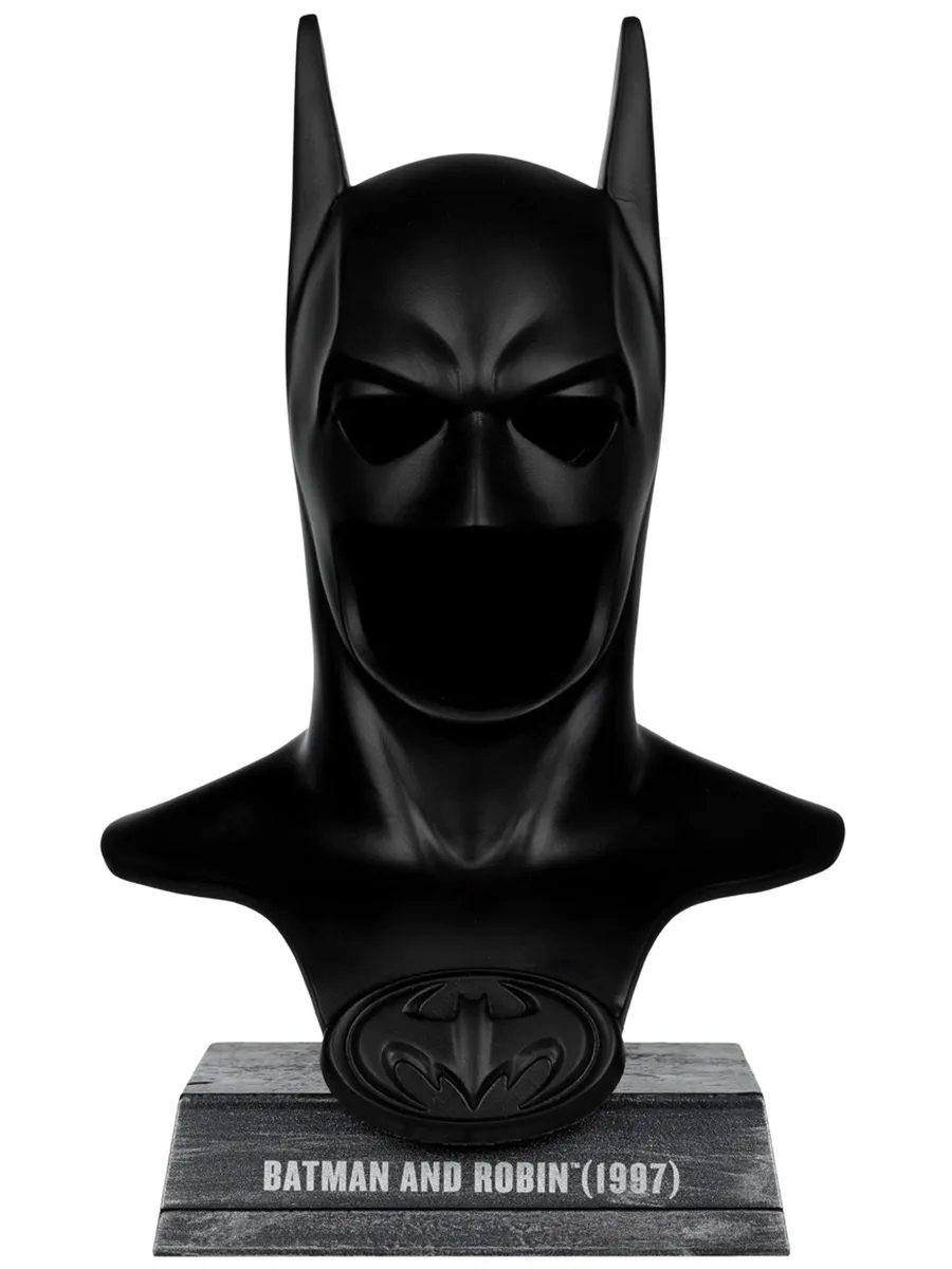 Маска Бэтмена 1:3 DC (Batman and Robin) Batman Cowl 18см